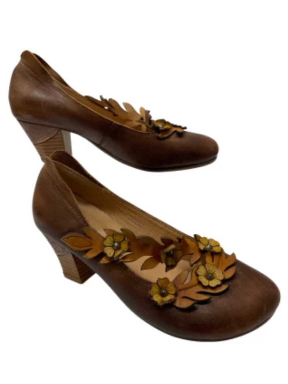 Brown SOCOFY leather leaf design pumps 6.5
